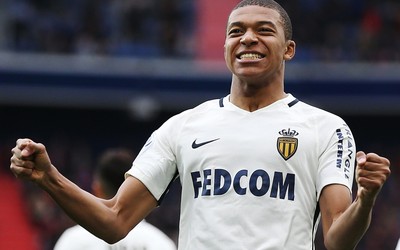 满贯体育独家-三笘薰已成日本足球黄金一代领袖