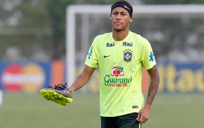 满贯体育精华-于帕梅卡诺防守数据冠绝德甲